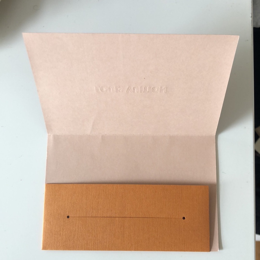 ✉️ Louis Vuitton paper envelope - Picture 2 of 3